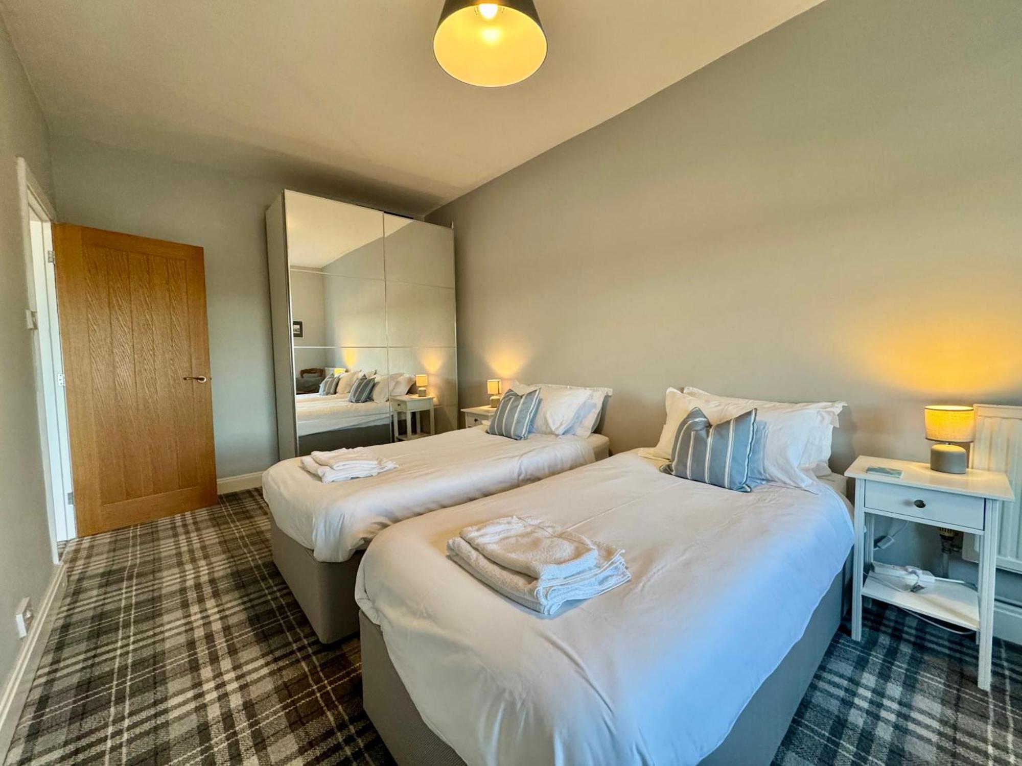 Lagoon View - Sea View- Pet Friendly - 2 Bed Apt - En-Suite Trearddur Esterno foto