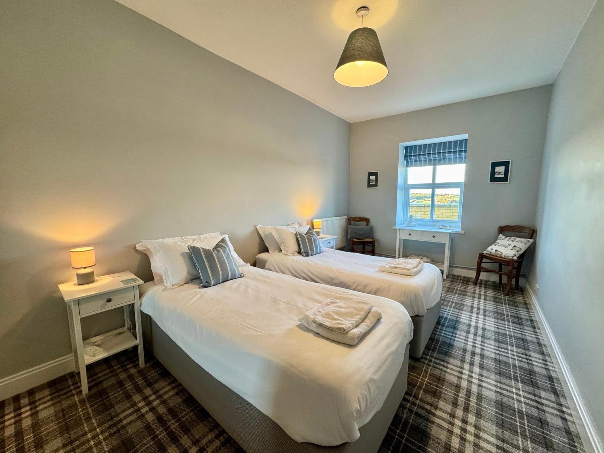Lagoon View - Sea View- Pet Friendly - 2 Bed Apt - En-Suite Trearddur Esterno foto